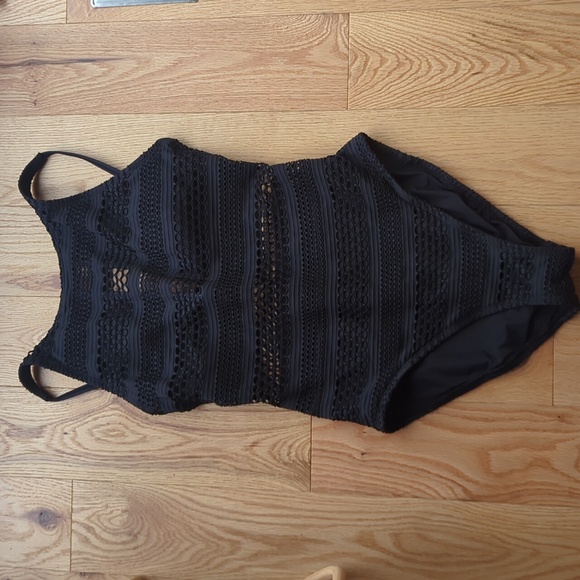 Bleu Rod Beattie. Sheer Thing Scoop Neck. Black One-Piece. Size 4. - Picture 3 of 6